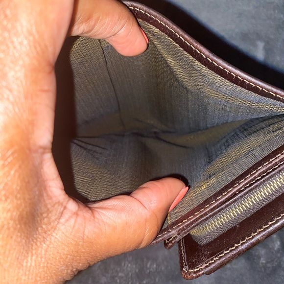 Authentic Fendi Zucca Wallet w/Brown Leather Trim - Picture 8 of 10